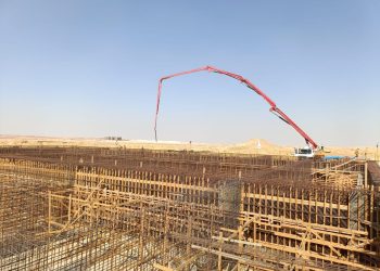 وزير الإسكان يتابع منظومة الري والصرف بالعاصمة الإدارية الجديدة