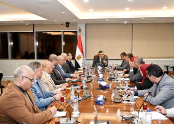 وزير الإسكان يصدر حزمة من التكليفات لمسئولى الهيئة لدفع معدلات التنمية بالمدن الجديدة.. وضبط وحوكمة الإجراءات