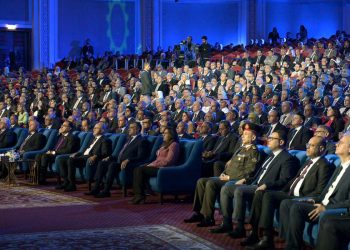 وزير الإسكان يشارك في فعاليات النسخة الـ3 للملتقى والمعرض الدولي السنوى للصناعة