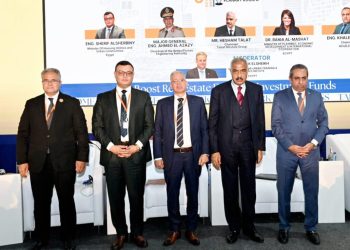 الشربيني: وضعنا مستهدفات لتصدير العقار المصري للخارج من خلال تنويع المنتج العقارى.. واستغلال ما تتمتع به مصر من مقومات طبيعية