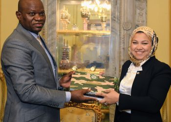 رئيس الجابون يستقبل وفد المقاولون العرب.. وتوقيع مذكرة تفاهم مع “الأشغال الجابونية”