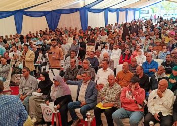 استكمال القرعة 8 بين المواطنين على الأراضي التي تم توفيق وضعها بالعبور الجديدة