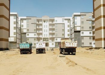الإسكان: تنفيذ أعمال الكهرباء والطرق لـ7080 وحدة سكنية بالمرحلة 3 بسكن موظفي العاصمة فى بدر