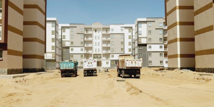 الإسكان: تنفيذ أعمال الكهرباء والطرق لـ7080 وحدة سكنية بالمرحلة 3 بسكن موظفي العاصمة فى بدر