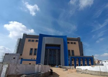 تنفيذ نسبة 84% من مستشفى بسعة 189 سريراً بمدينة العبور