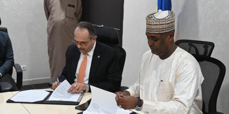 المقاولون العرب توقع بروتوكول لدراسة الطريق الاستراتيجي “مصر- ليبيا – تشاد”