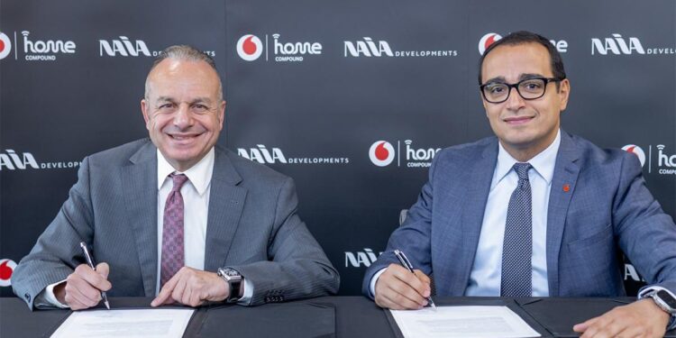 “نايا للتطوير العقاري” تتعاقد مع “فودافون – مصر” لتوفير خدمات “Triple Play” داخل مشروعاتها