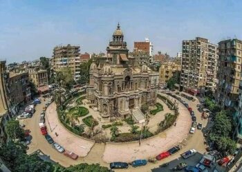 وزير الإسكان يتابع موقف مشروعات إعادة إحياء القاهرة الإسلامية والفاطمية بمحافظة القاهرة