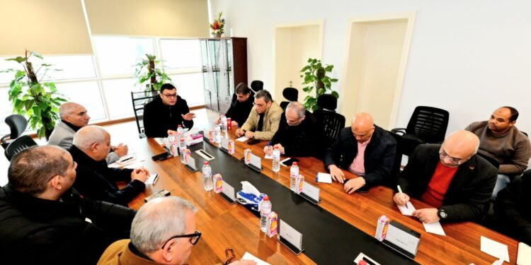 وزير الإسكان يتابع موقف تنفيذ المشروعات التنموية المتنوعة بالعلمين الجديدة وإقليم الساحل الشمالى الغربى