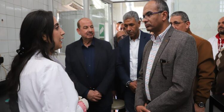نائب وزير الإسكان يتابع منظومة مياه الشرب والصرف الصحي بالإسكندرية