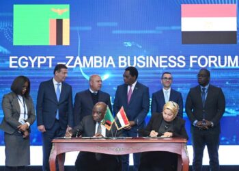 رئيس زامبيا يشهد توقيع 3 مذكرات تفاهم مع المقاولون العرب