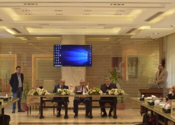 بحوث الاسكان يعقد جلسة نقاشية مع اتحاد الصناعات لمناقشة “الكود المصري لحماية المنشآت الصناعية والتخزينية من أخطار الحريق”