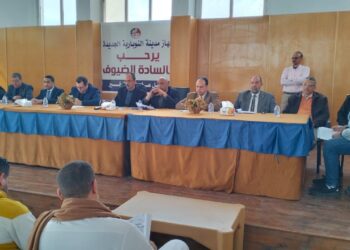 بيع أراضٍ بنشاط مخابز ومحال ووحدات وصيدليتين بالعاشر والنوبارية الجديدة