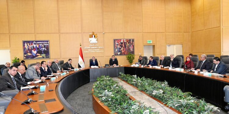 المجتمعات العمرانية توافق على مد تخفيض 50% من رسوم التنازل عن الوحدات والأراضي لـ 6 أشهر أخرى