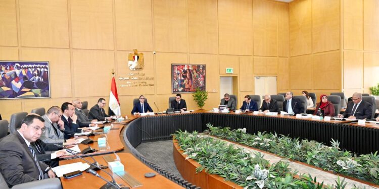 الإسكان: مد فترة الإعفاء بنسبة 70% من غرامات التأخير للمستحقات المالية للوحدات والأراضي والفيلات بالمدن الجديدة