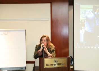 عبدالحميد تستعرض تجربة توفير سكن للمواطنين منخفضي ومتوسطي الدخل ضمن”سكن لكل المصريين”