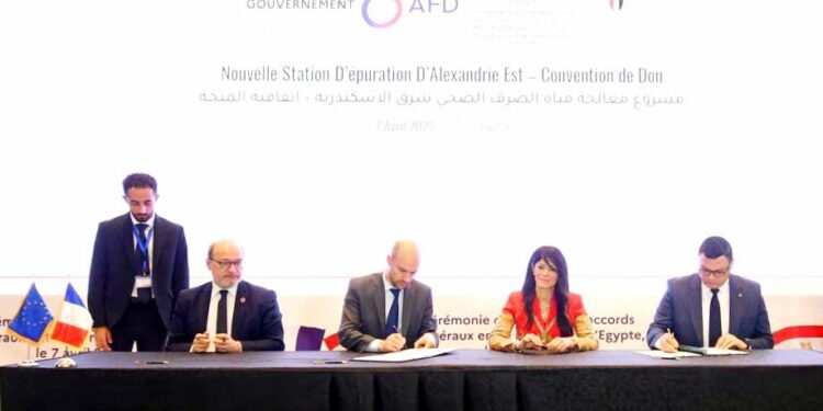 اتفاقيات تمويل بقيمة 131.5 مليون يورو لمشروعي محطتي “الجبل الأصفر” و”شرق الإسكندرية”