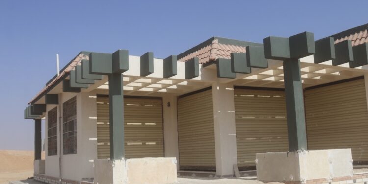 طرح 11 محل وصيدلية وباكيات أسواق للبيع بمدينة العاشر من رمضان