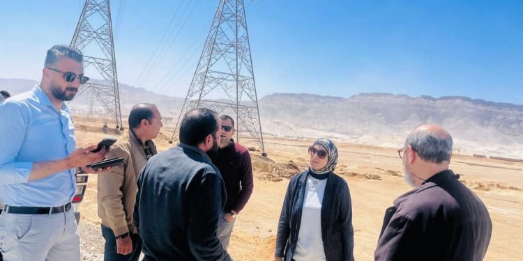 بدء إجراءات تنفيذ طريق جديد لربط مدينة السويس الجديدة بطريق القاهرة /السويس مباشرة