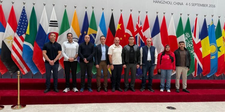 وزير الإسكان يتفقد المدينة الأولمبية بمنطقة الأعمال المركزية بمدينة “هانغتشو” الصينية