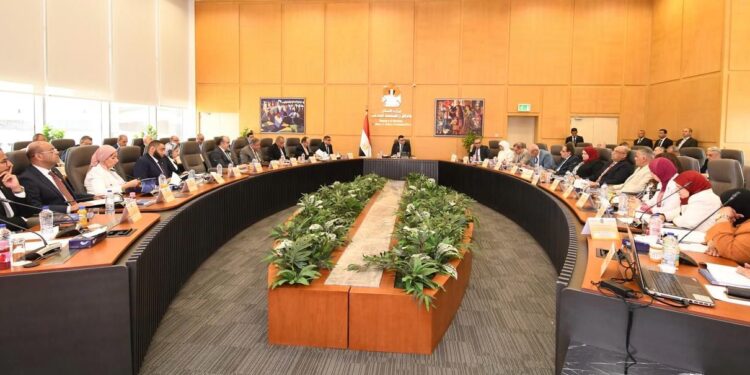 وزير الإسكان يترأس الجمعية العمومية لـ”المقاولون العرب” لاعتماد القوائم المالية للشركة للعام المالى 2023 / 2024