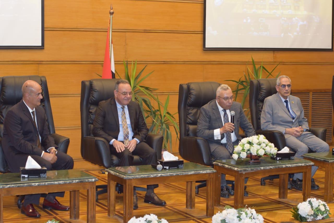 بحوث الإسكان يناقش  "دليل مؤشرات جودة الحياة العمرانية".. في إطار استارتيجية مصر 2030