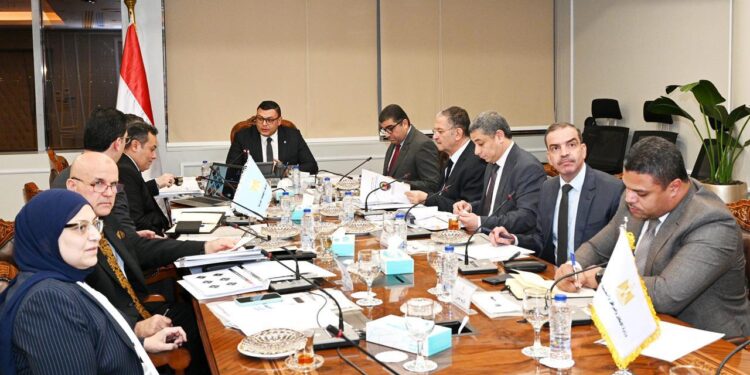 وزير الإسكان يترأس مجلس إدارة الهيئة العامة للتنمية السياحية