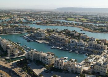 تطوير 7 فنادق في «الجونة» وإطلاق  «فنادير شورز»