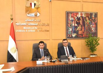 وزير الإسكان يستقبل وزير الشباب لبحث التعاون بشأن نادي “النادي” بالعاصمة الجديدة