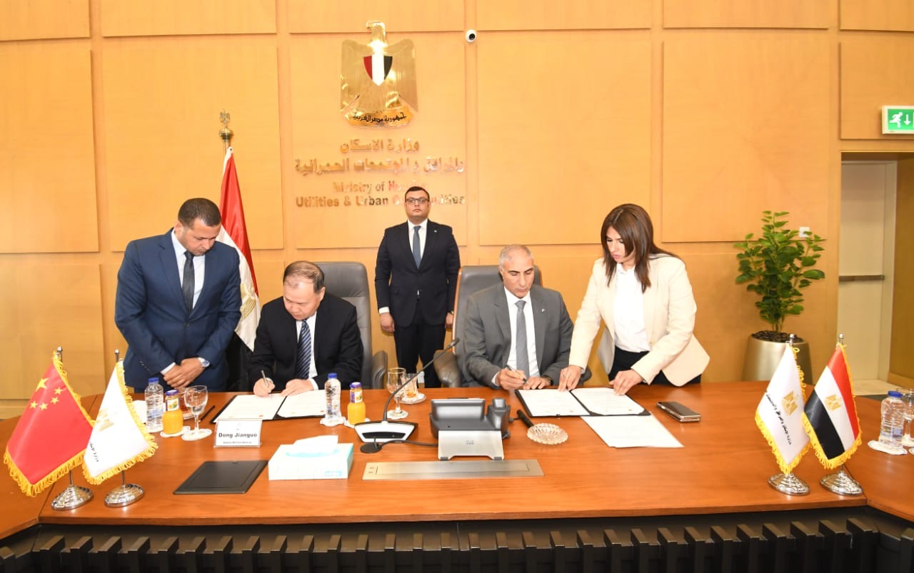 وزير الإسكان يستقبل نائب وزير الاسكان الصيني لبحث مجالات التعاون المشترك