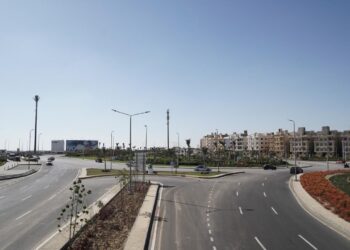 جهاز القاهرة الجديدة: تنفيذ وتطوير حزمة متكاملة من المحاور والطرق بأطوال تجاوزت 110.5 كم