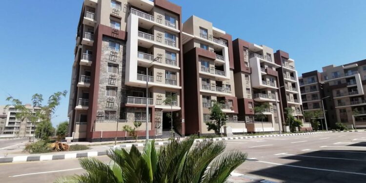 الأحد.. بدء تسليم وحدات سكنية جديدة بمختلف مشروعات الإسكان بمدينة دمياط الجديدة
