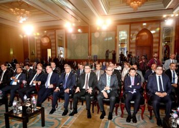 وزير الإسكان يشارك في افتتاح مؤتمر أخبار اليوم العقاري 5 بعنوان “مستقبل صناعة العقار.. تحديات – تنمية – استثمار “