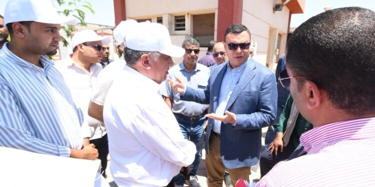 الشربيني يتفقد وحدات الإسكان الأخضر ضمن "سكن لكل المصريين" ومشروع "ديارنا" ومحطة فصل الصرف الصناعي بالسادات