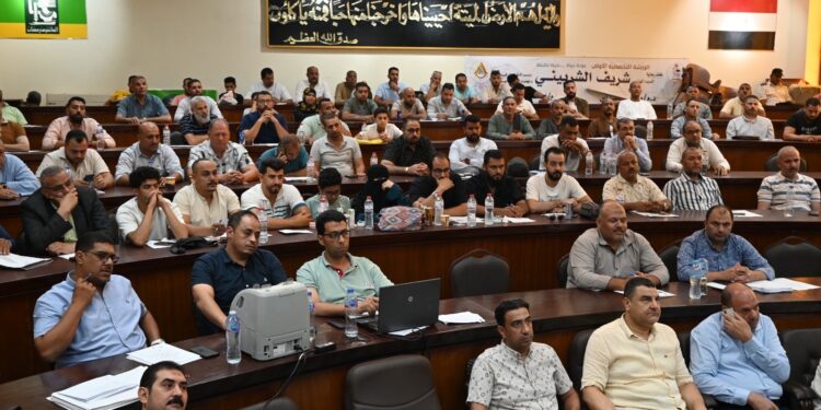 تخصيص حمامات سباحة وكافيتريات وبيع محال وصيدلية بمدينتي المنصورة الجديدة والعاشر