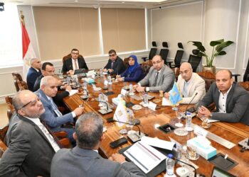 وزير الإسكان يعقد اجتماعًا مع مسئولي "توريك" للتطوير العقاري لمتابعة مشروعات الشراكة والمبيعات والتسويق