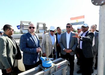 وزير الإسكان ومحافظ بني سويف يتفقدان محطة معالجة صرف صحي طحا البيشة بمركز ببا