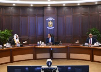 رئيس الوزراء يلتقي رئيس مجلس إدارة “سمو القابضة” السعودية