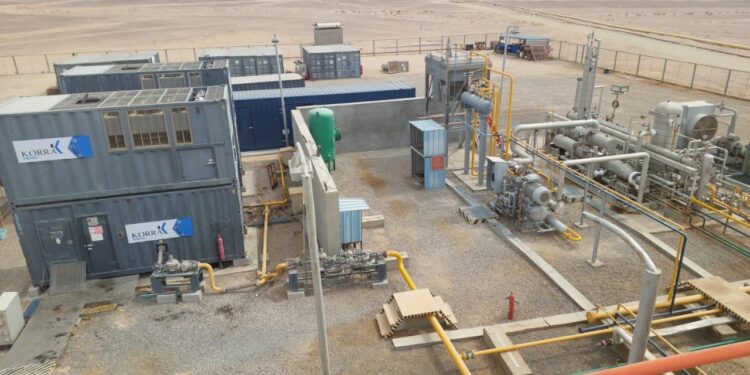 قرة لمشروعات الطاقة تنفذ محطة طاقة شمسية هجينة بقوة 1.4 ميجاوات