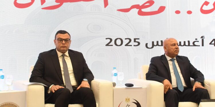 وزير الإسكان يُشارك في النسخة 6 لمؤتمر المصريين بالخارج بعنوان “جهود الدولة في رعاية المصريين بالخارج”