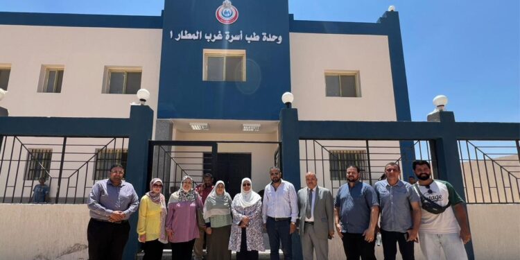 تسليم مبنى وحدة طب الأسرة بمنطقة غرب المطار بمدينة أكتوبر الجديدة تمهيداً للتشغيل