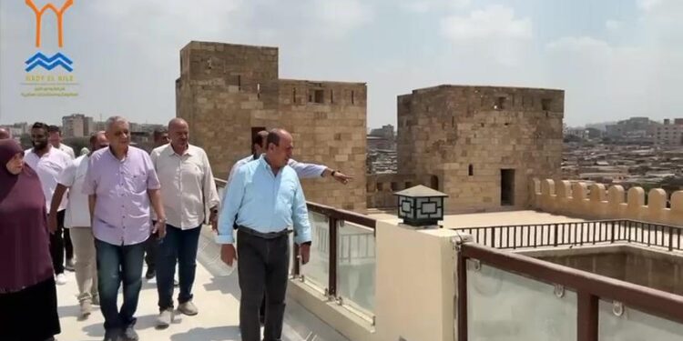 رئيس “المركزي للتعمير” يتفقد الأعمال الأخيرة بوكالة “قايتباي” ضمن مشروعات تطوير القاهرة التاريخية