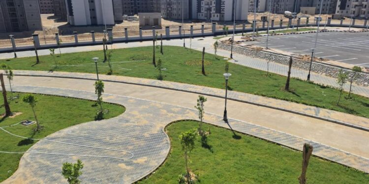 تنفيذ مجمع شرطي ووحدة صحية ونادٍ رياضي فى أكتوبر الجديدة