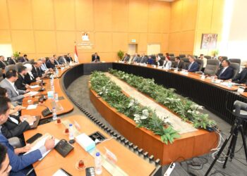 الشربيني يترأس اجتماع اللجنة التنسيقية العليا لمتابعة ملفات العمل بالمدن الجديدة