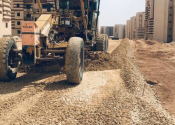 وزير الإسكان يتابع تنفيذ عددٍ من المشروعات بمدينة حدائق العاصمة