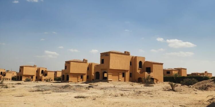 وزير الإسكان يتابع ملف توفيق الأوضاع بالأراضي المضافة لعدد من المدن الجديدة