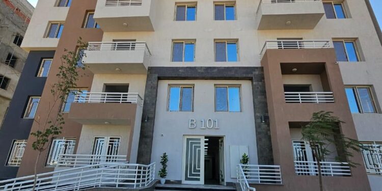 وزير الإسكان يتابع موقف تنفيذ وحدات “ديارنا” بمدينة 6 أكتوبر الجديدة