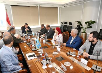 وزير الإسكان يتابع سير العمل بقطاع التنمية والإنشاءات بهيئة المجتمعات العمرانية الجديدة