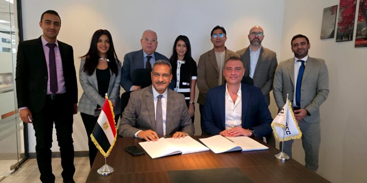 توريك “التابعة للمجتمعات العمرانية” توقع شراكة مع AFM لإدارة وتشغيل كومباوند بليس جيت