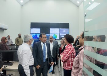 رئيس الصرف الصحي بالقاهرة: مركز الأزمات والطوارئ جاهز للعمل 24 ساعة يوميا